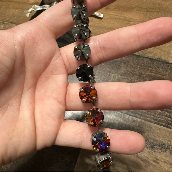 Sabika Manhattan Necklace - Picture 6 of 6